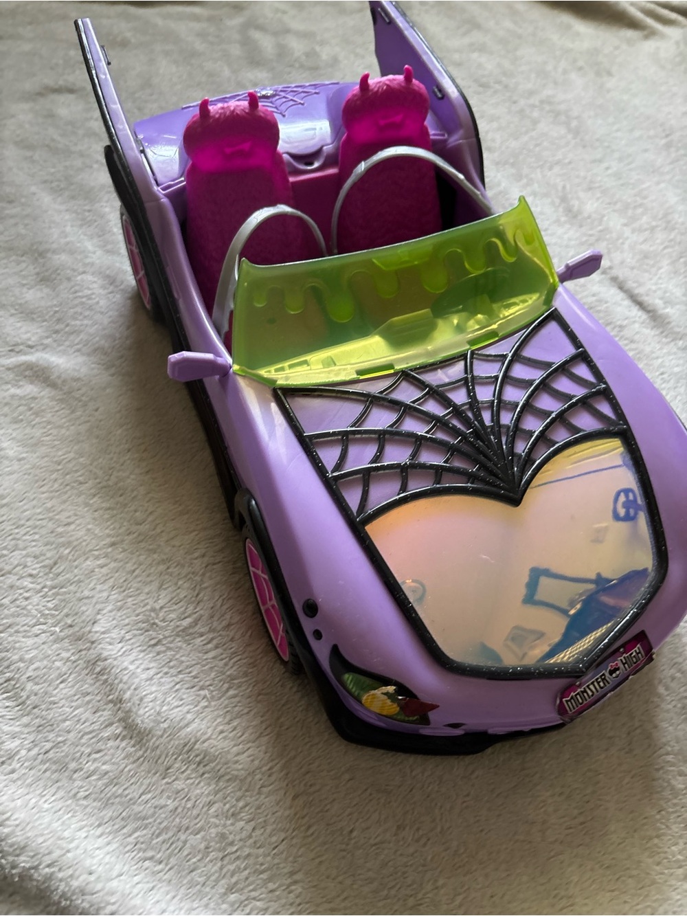 monster high Purple Convertible Doll Car with Pink Seats and Lime Windshield